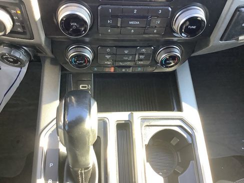 Used 2019 Ford F150 Raptor w/ Equipment Group 802A Luxury image 20