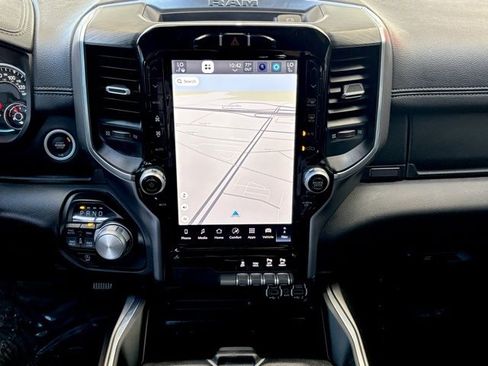 Used 2024 RAM 1500 Laramie image 13