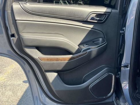 Used 2016 Chevrolet Tahoe LT RWD image 18