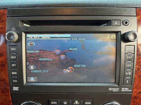 Used 2013 Chevrolet Tahoe LTZ image 29