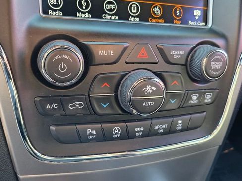 Used 2018 Jeep Grand Cherokee Altitude image 27