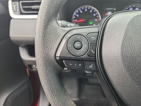 Used 2020 Toyota RAV4 XLE w/ Convenience Package FWD image 24