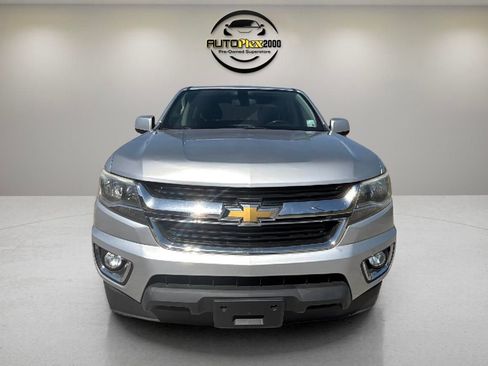 Used 2016 Chevrolet Colorado LT w/ LT Convenience Package image 2
