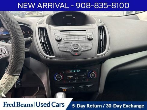 Used 2017 Ford Escape SE w/ SE Cold Weather Package AWD/4WD image 11