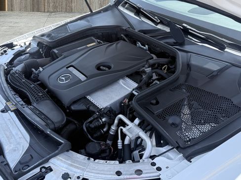 Used 2018 Mercedes-Benz C 300 Sedan image 21