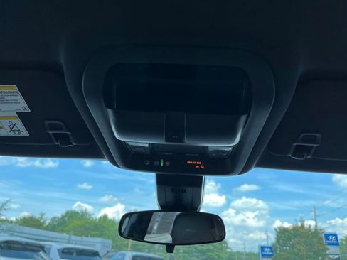 Used 2023 Chevrolet Equinox RS image 41