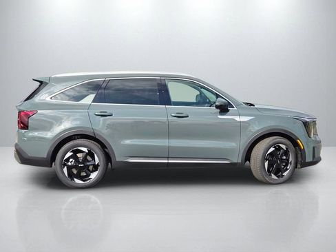 New 2026 Kia Sorento EX FWD image 3
