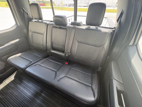 Used 2023 Ford F350 Lariat w/ Tow Technology Package AWD/4WD image 27