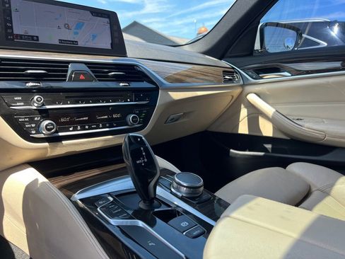 Used 2017 BMW 530i RWD image 56