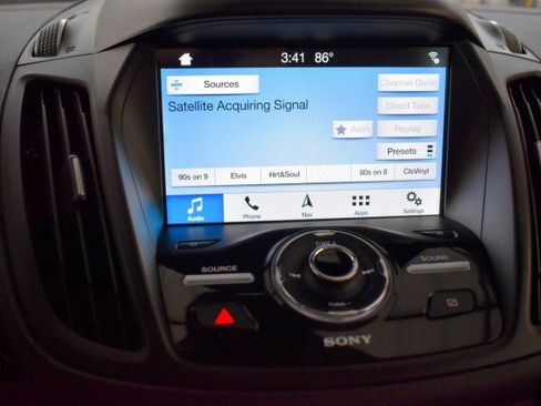 Used 2019 Ford Escape Titanium AWD/4WD image 15
