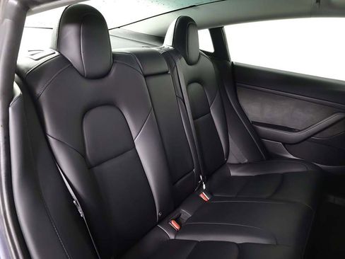 Used 2023 Tesla Model 3 Standard Range image 34