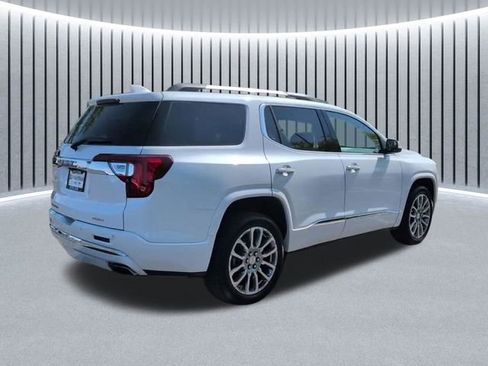 Certified 2023 GMC Acadia Denali w/ Denali Ultimate Package AWD/4WD image 5