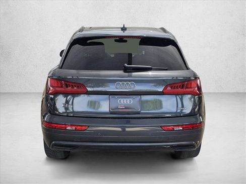 Used 2020 Audi Q5 2.0T Premium AWD/4WD image 3