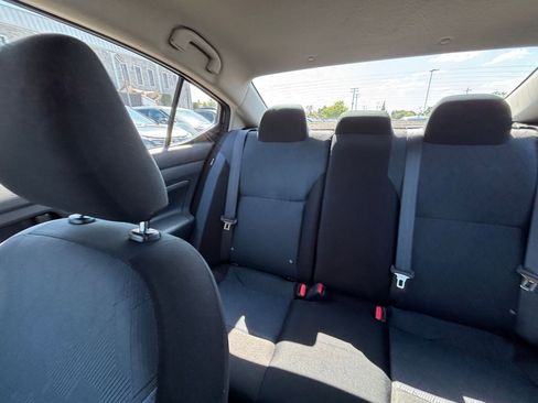 Used 2025 Nissan Versa SV FWD image 37