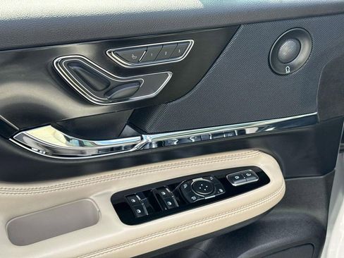 Used 2025 Lincoln Corsair Grand Touring w/ Equipment Group 302A image 22