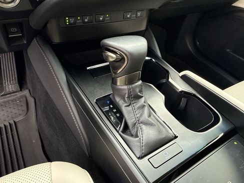 Used 2023 Lexus ES 350 350 w/ Premium Package image 20