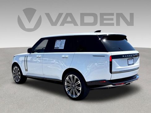 Used 2025 Land Rover Range Rover Long Wheelbase SE AWD/4WD image 28