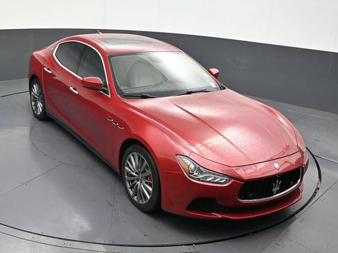 Used 2017 Maserati Ghibli w/ Luxury Package RWD image 20
