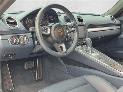 Certified 2022 Porsche 718 Cayman GTS RWD image 4