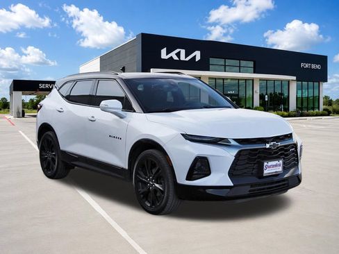 Used 2022 Chevrolet Blazer RS w/ Enhanced Convenience Package FWD image 3