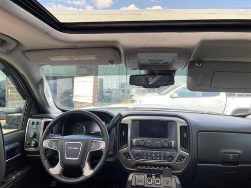 Used 2019 GMC Sierra 3500 Denali w/ Duramax Plus Package image 25