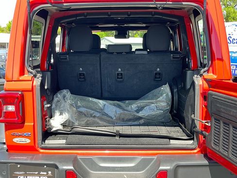 Used 2022 Jeep Wrangler Unlimited Rubicon 4xe w/ Safety Group image 24