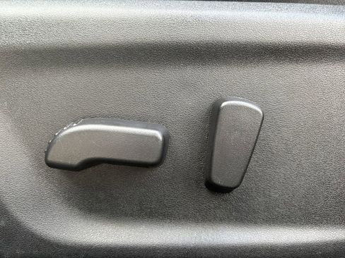 Used 2025 Nissan Altima 2.5 SV image 13