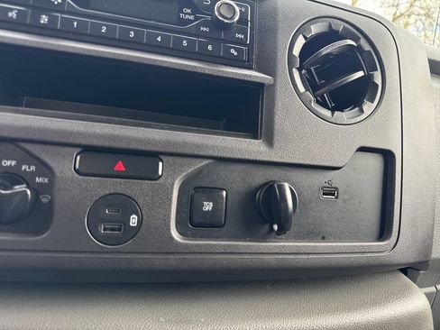 Used 2021 Ford E-350 and Econoline 350 Super Duty w/ Power Windows & Locks Group RWD image 33