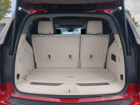 Certified 2025 Cadillac Escalade Sport Platinum AWD/4WD image 34