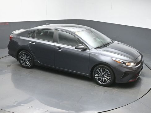 Used 2023 Kia Forte GT-Line w/ GT-Line Premium Package image 38