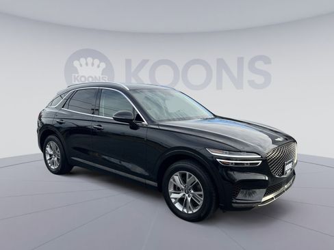 Used 2023 Genesis GV70 2.5T w/ Cargo Package image 10