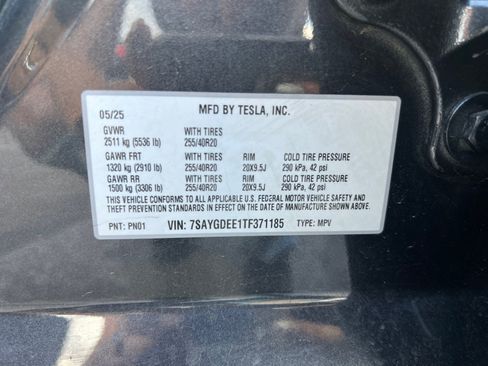Used 2026 Tesla Model Y Long Range AWD/4WD image 31