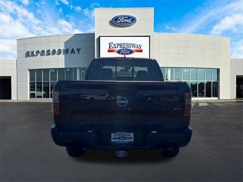 Used 2024 Nissan Frontier SV w/ SV Convenience Package image 7