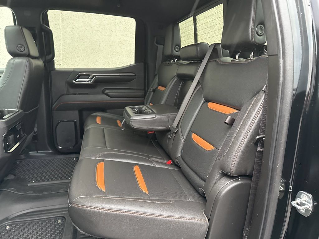 Used 2023 GMC Sierra 1500 AT4 w/ AT4 Preferred Package AWD/4WD image 25