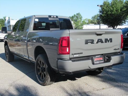 Certified 2026 RAM 3500 Laramie AWD/4WD image 5