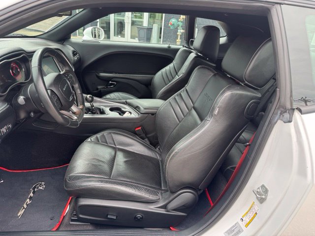 Used 2015 Dodge Challenger SRT Hellcat RWD image 20