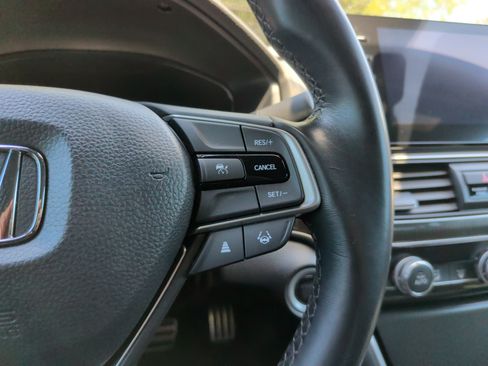 Used 2022 Honda Accord Sport image 23