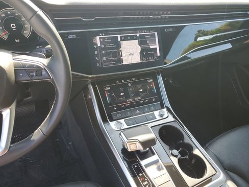 Used 2025 Audi Q8 Premium w/ Black Optic Package AWD/4WD image 24