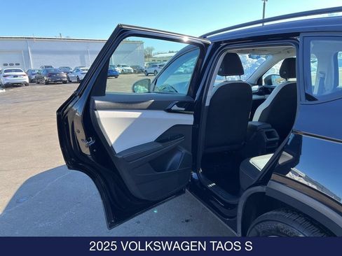 Used 2025 Volkswagen Taos S AWD/4WD image 20