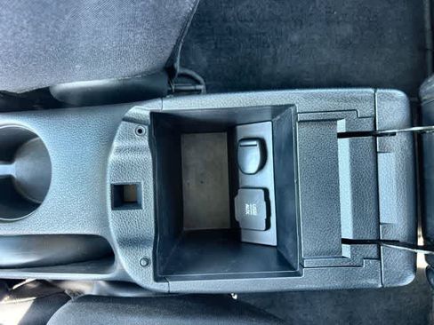 Used 2015 Nissan Sentra SV image 27