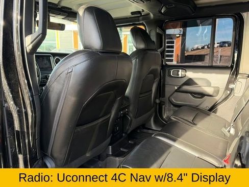 Used 2018 Jeep Wrangler Unlimited Sahara image 17
