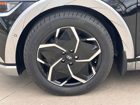 Certified 2024 Hyundai Ioniq 5 Limited image 9