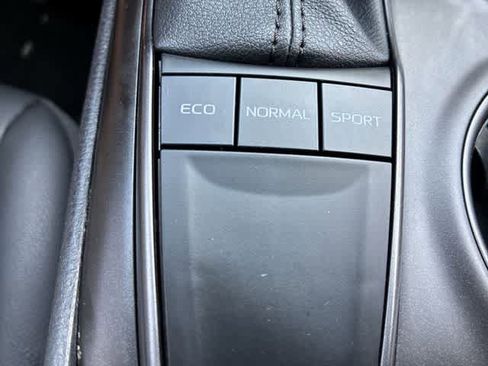 Used 2023 Toyota Camry SE FWD image 39
