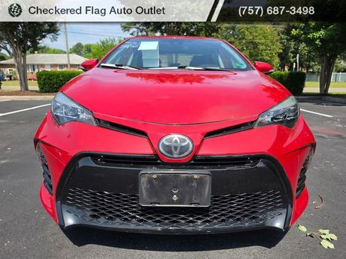Used 2019 Toyota Corolla XSE FWD image 2