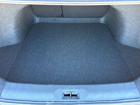 Used 2026 Nissan Sentra SV w/ Floor Mat Package image 18