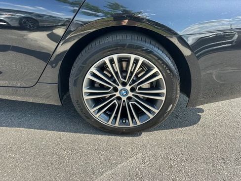 Used 2019 BMW 530e w/ Convenience Package RWD image 34
