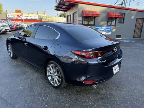 Used 2021 MAZDA MAZDA3 s image 12