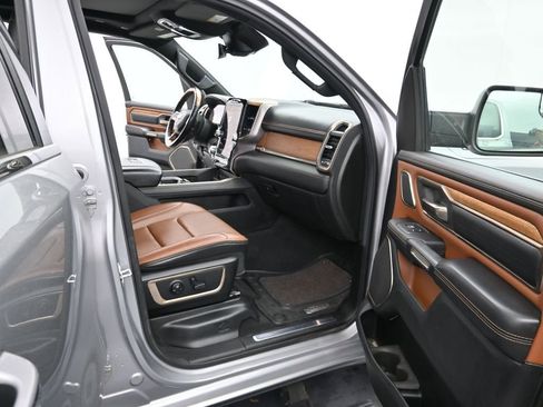 Used 2019 RAM 1500 Limited image 13