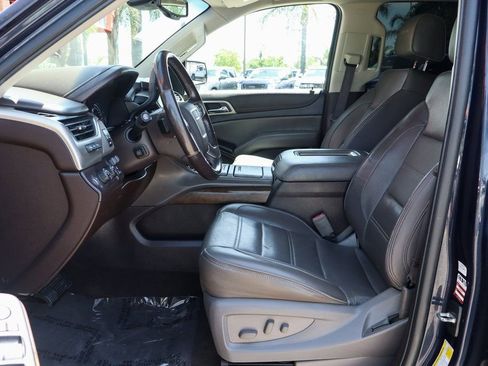Used 2018 GMC Yukon Denali w/ Denali Ultimate Package AWD/4WD image 19