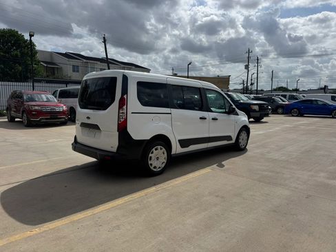 Used 2016 Ford Transit Connect XL image 11